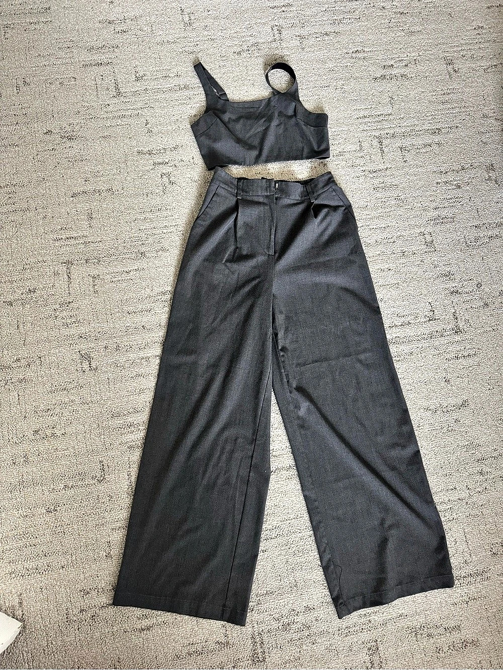 House of Harlow 1960 Gray Wide Leg Pants and top Set